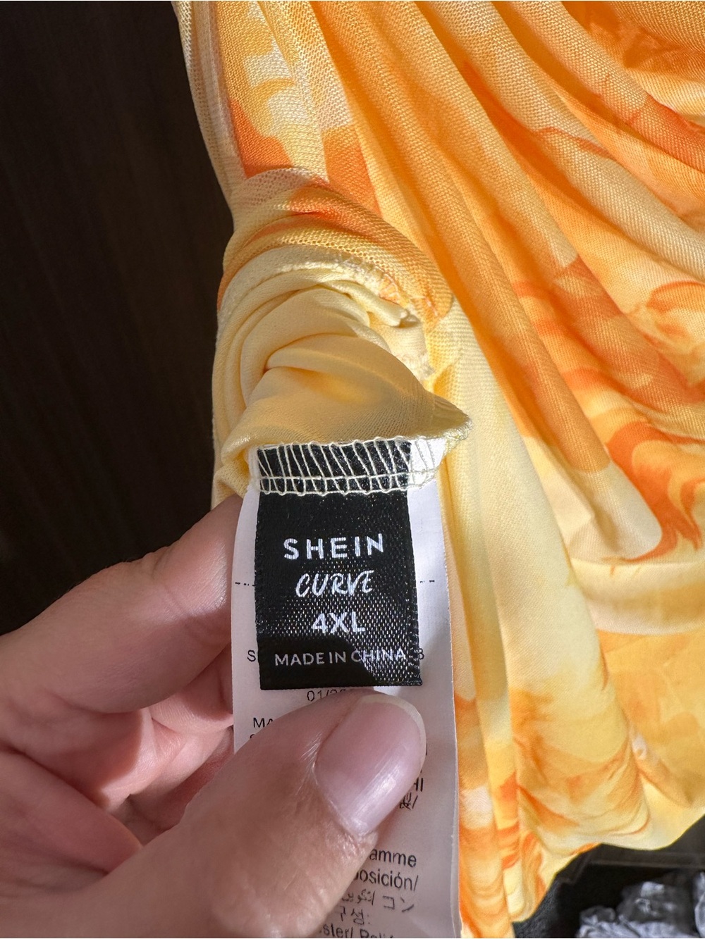 SHEIN 4x dress fits like 2x - Picture 3 of 3